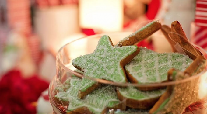 6 WAYS TO GET INTO THAT FESTIVE XMAS MOOD